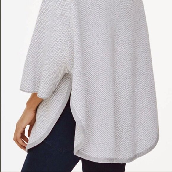NWT! LOFT PONCHO SWEATER SZ M/L TAUPE WHITE COWLNECK OVERSIZED NEUTRAL LAGENLOOK - Picture 6 of 6
